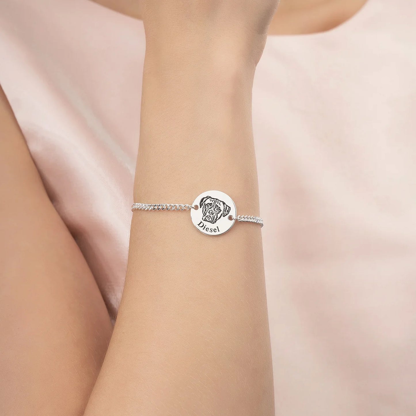 Spersonalizowana bransoletka z wizerunkiem pupila